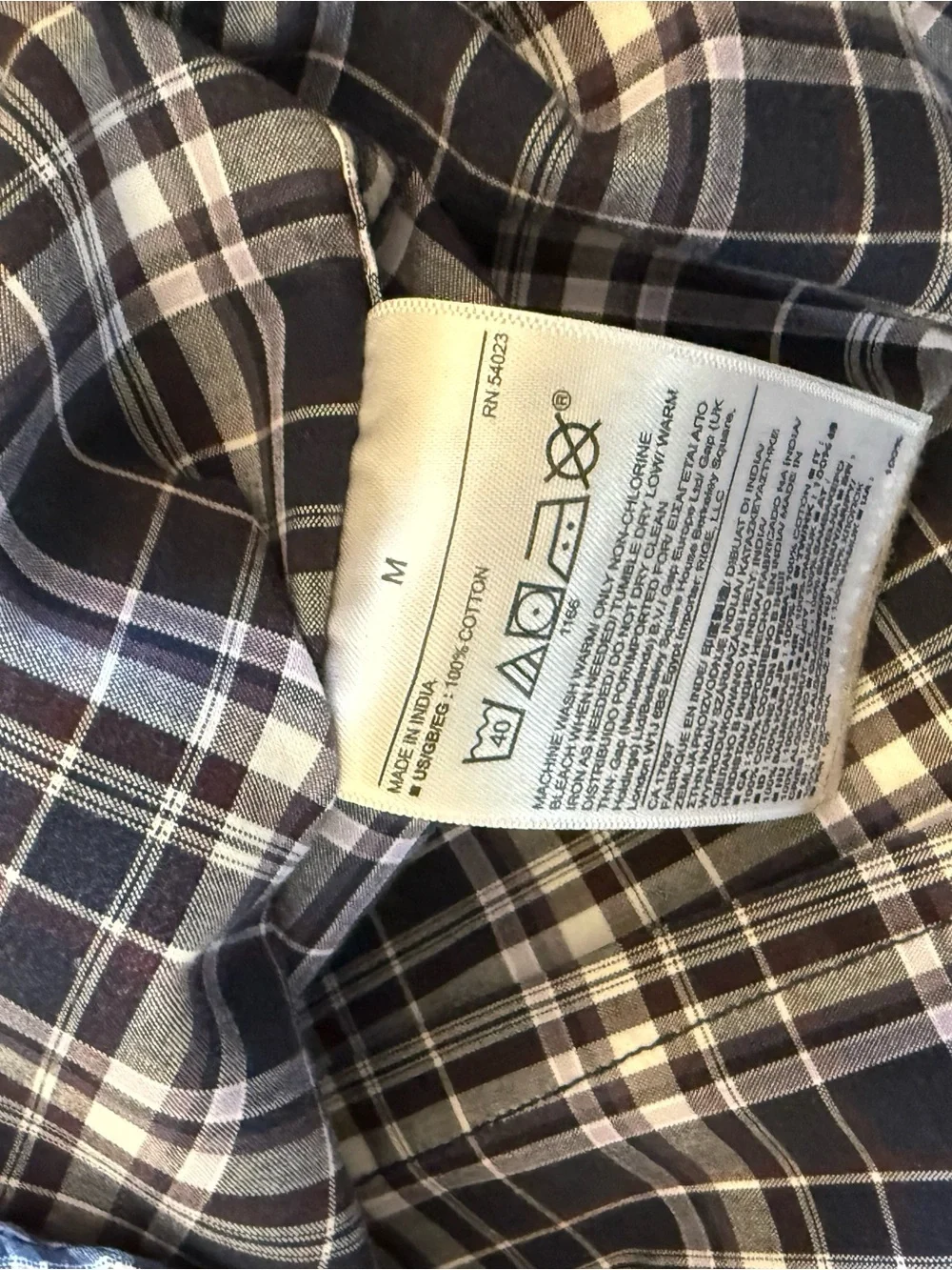 Banana Republic Men's Navy and White Plaid Button-Down Shirt